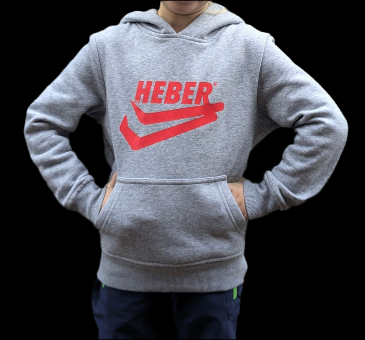 Der Heber Hoodie mit schwarzem oder rotem Logo